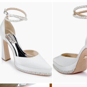 Badgley Mischka Collection: Eliana Ankle Strap Platform Pointed Toe Pump